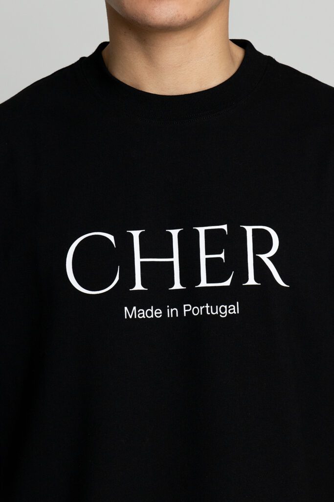 Entdecken Sie Premium T Shirts von Cher Jetzt shoppen